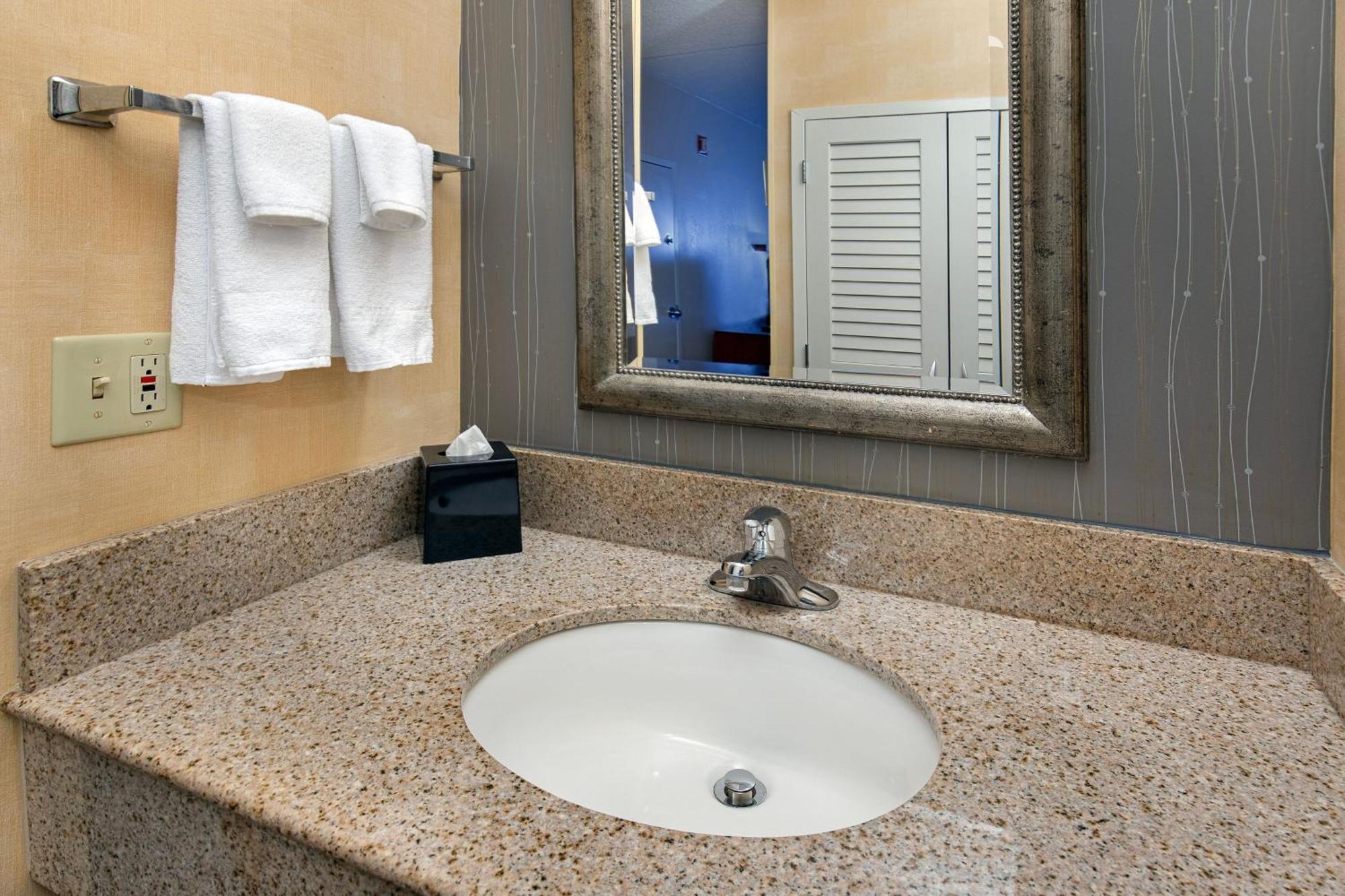 מלון Courtyard By Marriott Lexington North מראה חיצוני תמונה