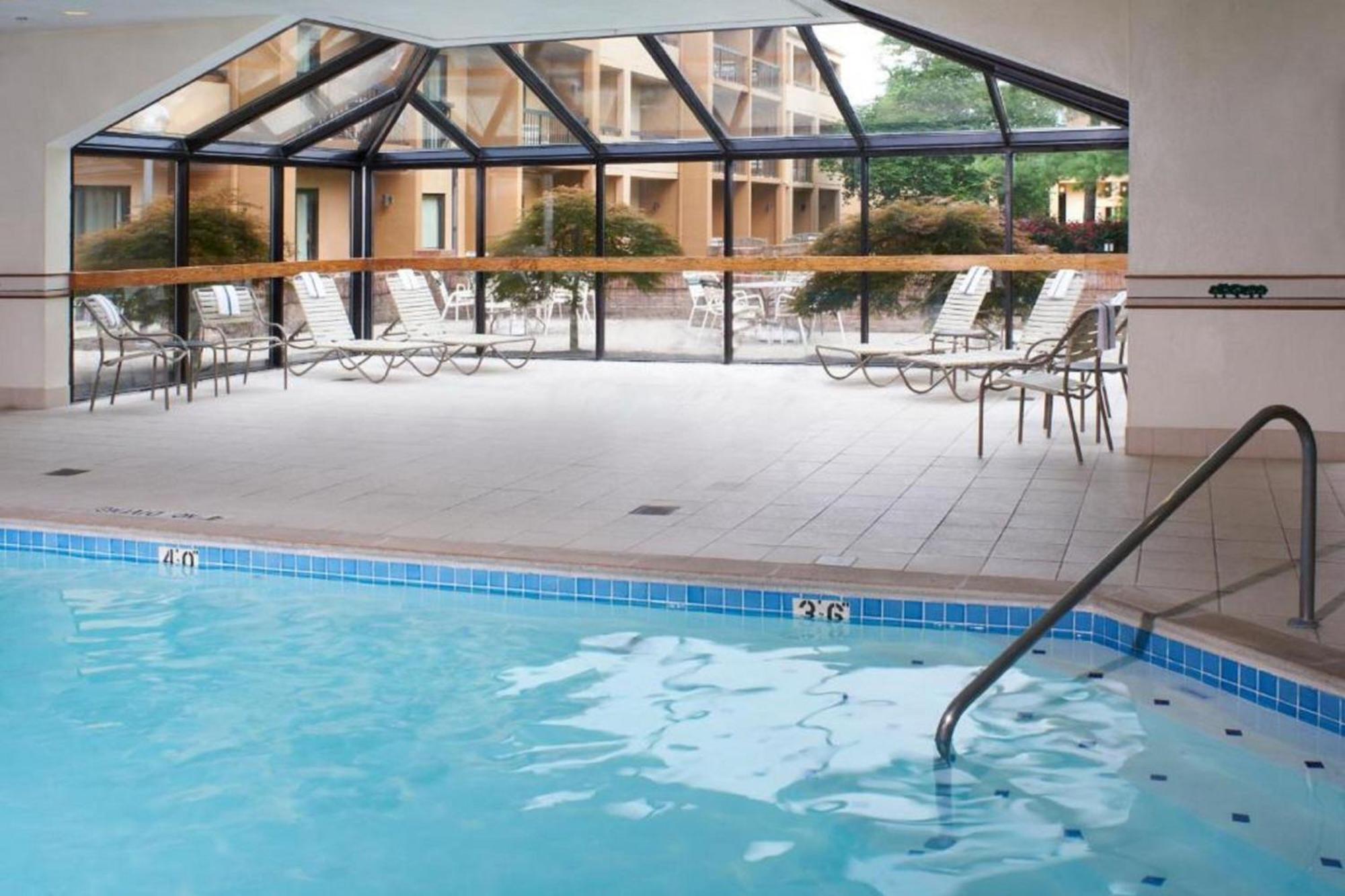 מלון Courtyard By Marriott Lexington North מראה חיצוני תמונה