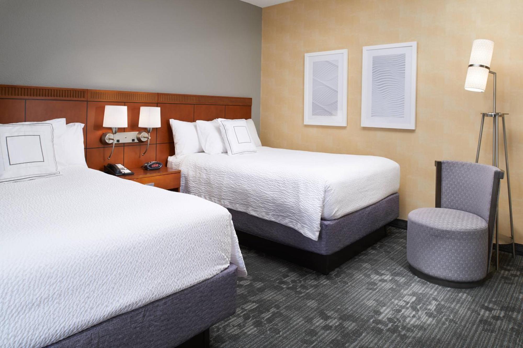 מלון Courtyard By Marriott Lexington North מראה חיצוני תמונה